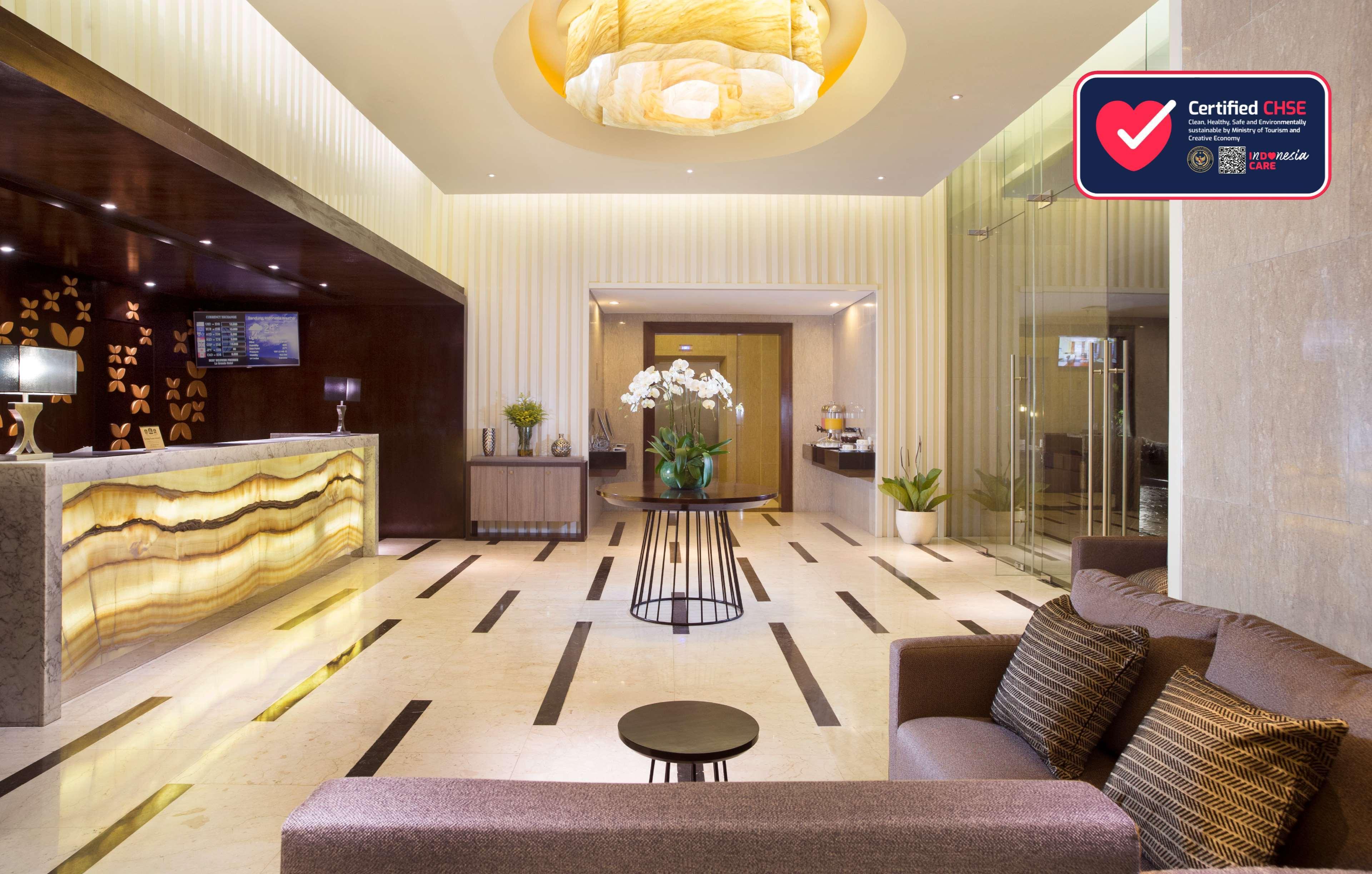 Hotel Western Premier La Grande Bandung