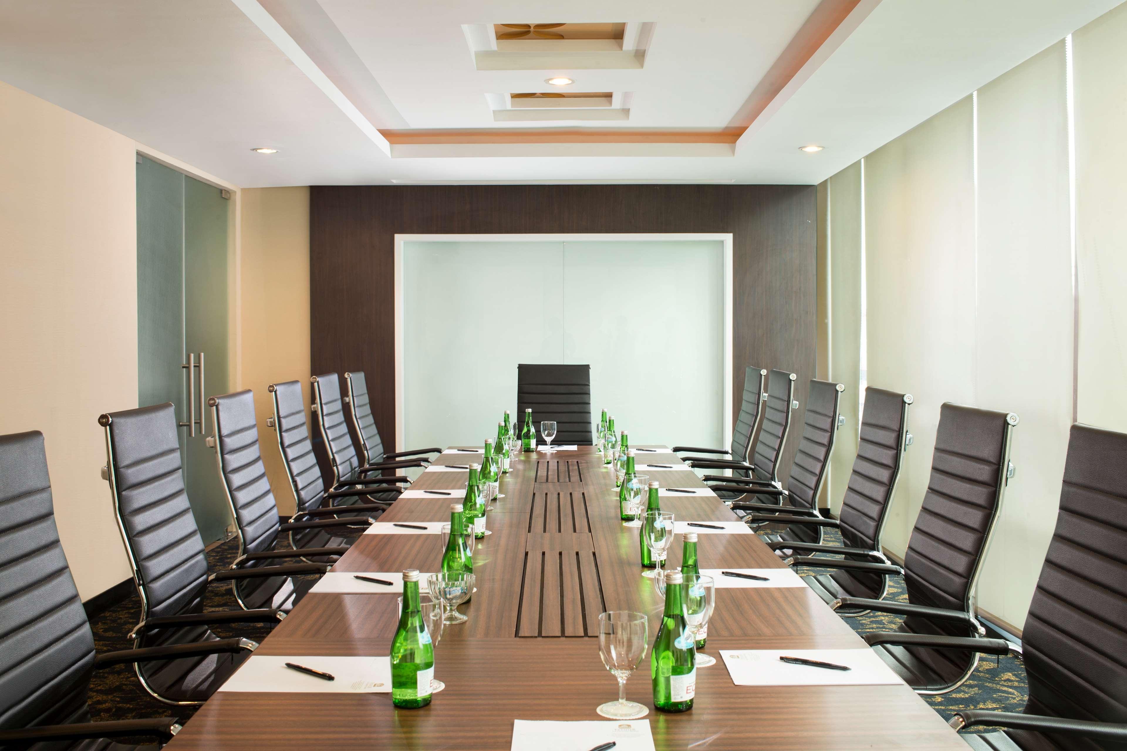 Western Premier La Grande Hotel 4*