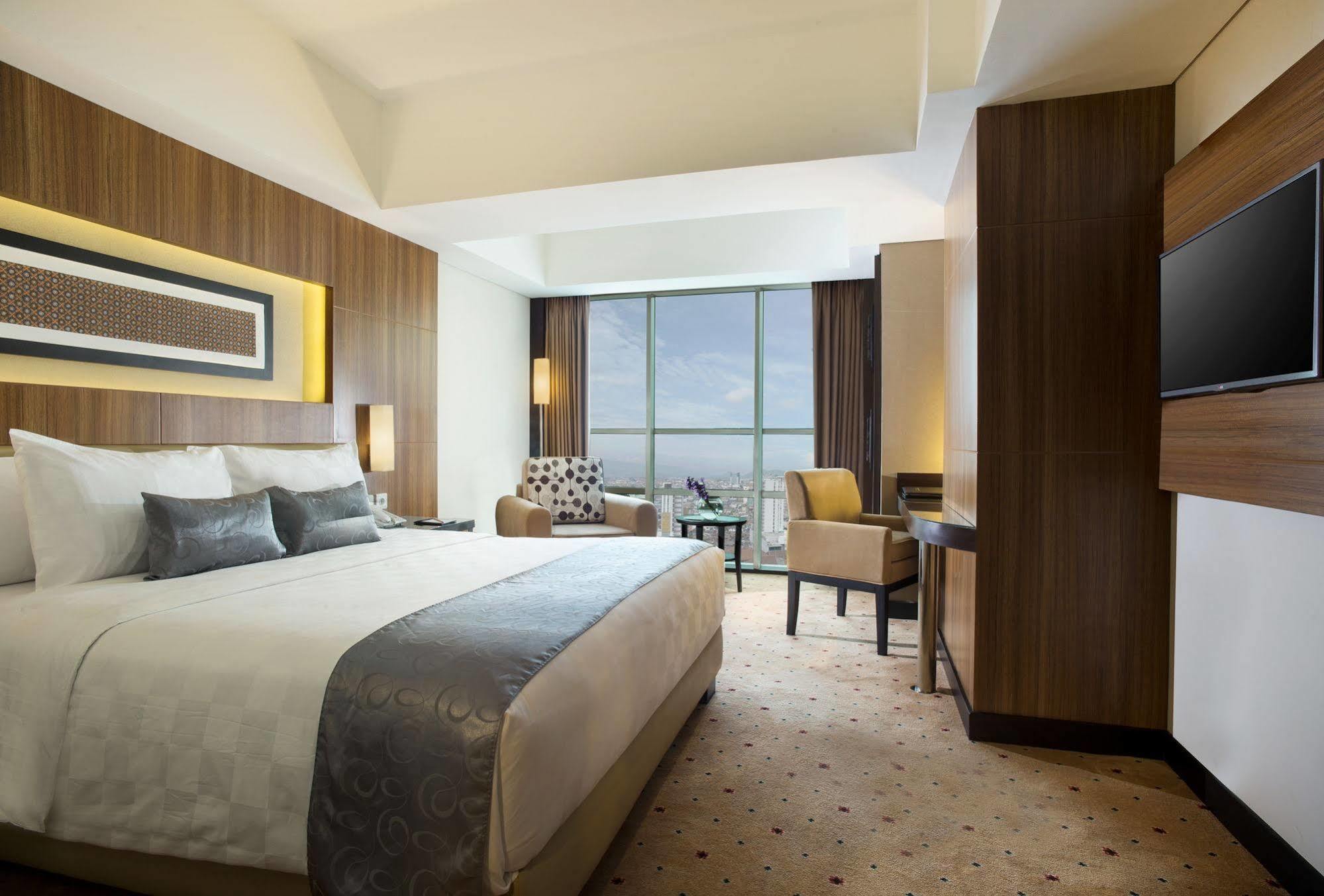 Western Premier La Grande 4* Bandung